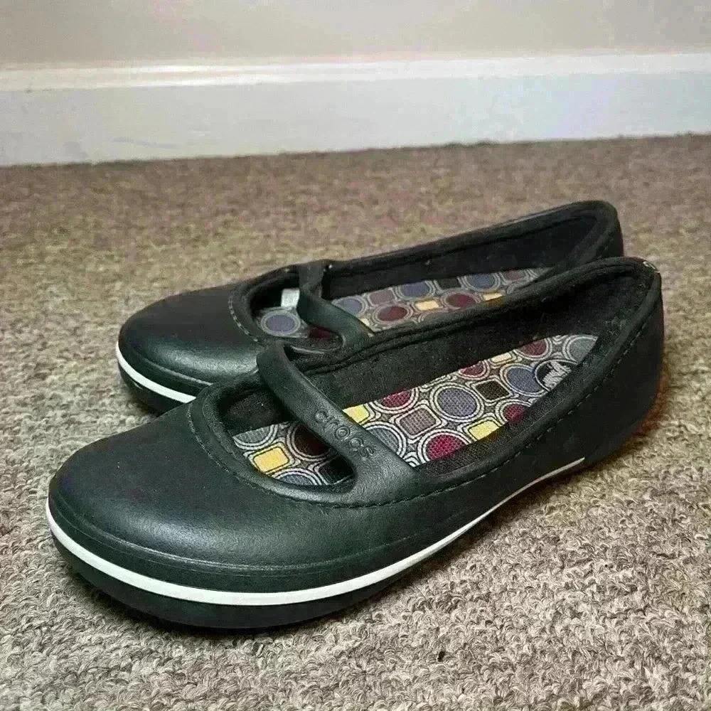 Crocs Women's  Black Maryjane Crocband Shoes Size 6